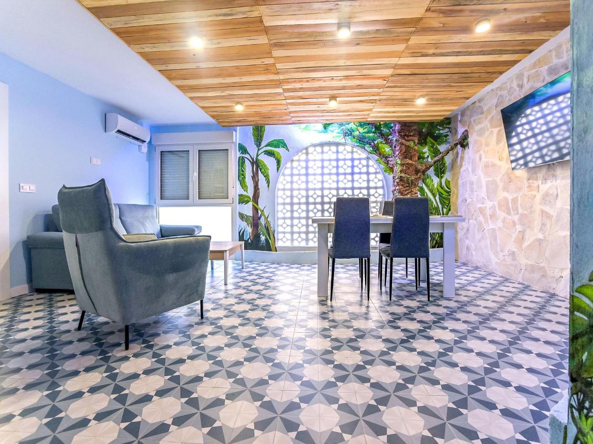 Apartamentos Nirvana Y Averno アギラス エクステリア 写真
